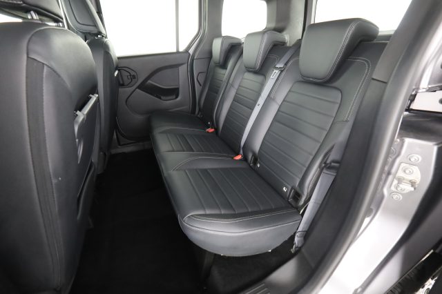 MERCEDES-BENZ CLA usata 9