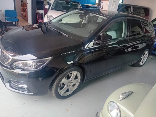 PEUGEOT 308 usata, con Airbag Passeggero
