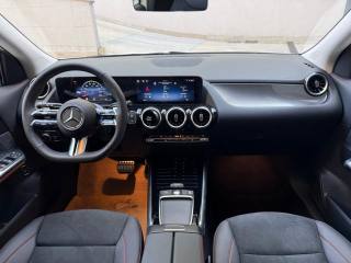 MERCEDES-BENZ GLA 180 usata, con Fari LED