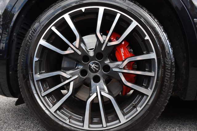MASERATI Grecale usata, con Alzacristalli elettrici
