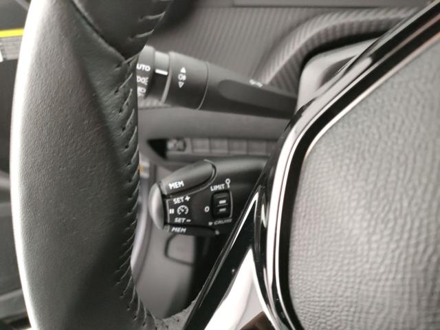 PEUGEOT 2008 usata, con Controllo automatico clima
