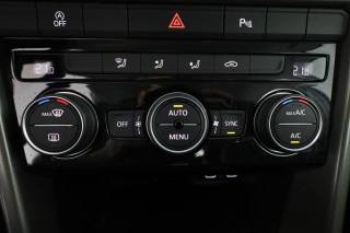 VOLKSWAGEN T-Roc usata 10
