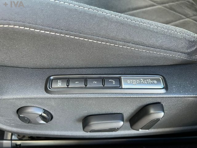 VOLKSWAGEN Golf usata 15