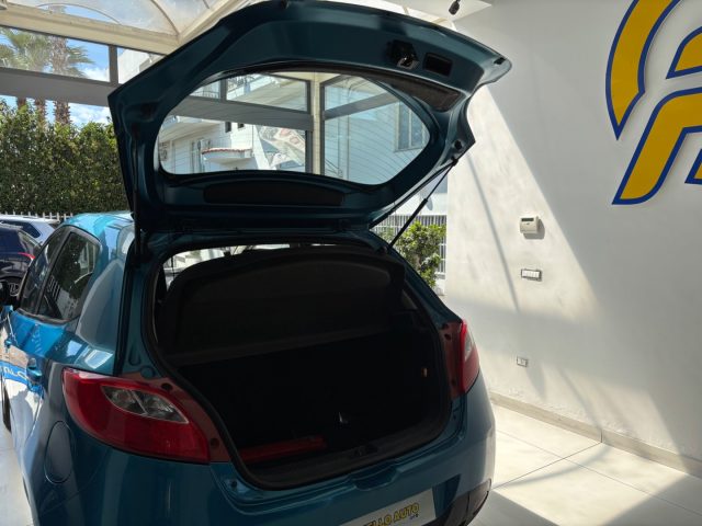 MAZDA 2 usata, con Boardcomputer