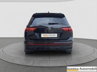 VOLKSWAGEN Tiguan usata, con Autoradio