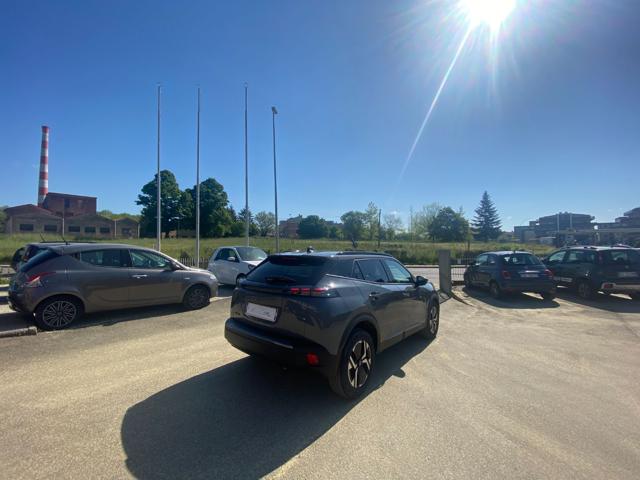 PEUGEOT 2008 usata, con Airbag laterali
