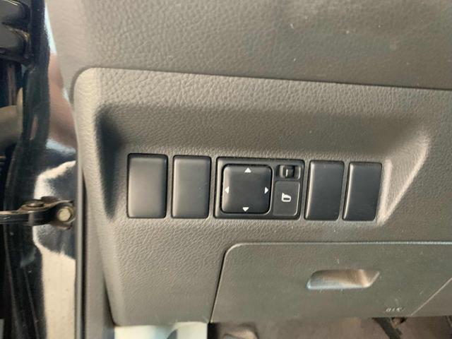 NISSAN X-Trail usata, con Sedile posteriore sdoppiato