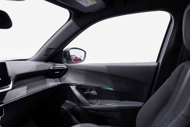 PEUGEOT 2008 usata, con Fari LED