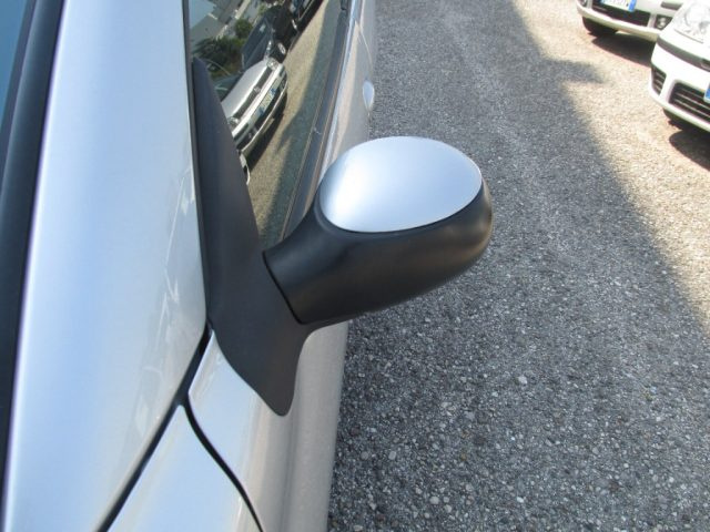 PEUGEOT 206 usata 51