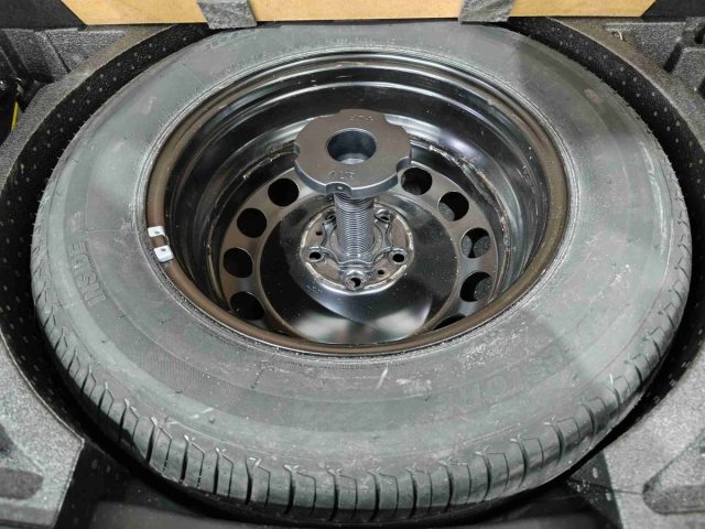 SKODA Karoq usata, con Frenata d