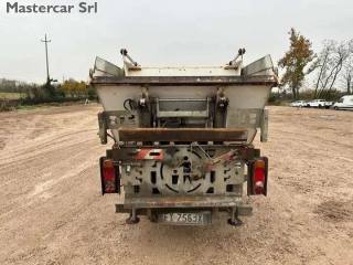 MITSUBISHI Canter usata, con Park Distance Control