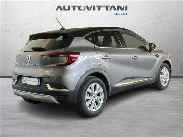 RENAULT Captur usata 2