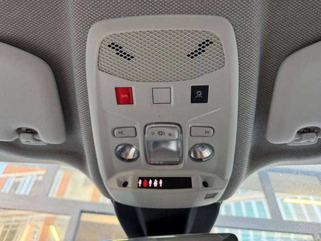 JEEP Avenger usata, con Sedile posteriore sdoppiato