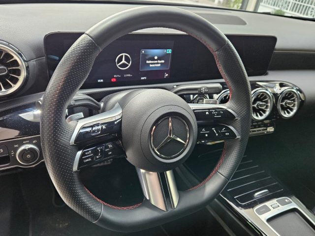 MERCEDES-BENZ A 200 usata, con Volante in pelle