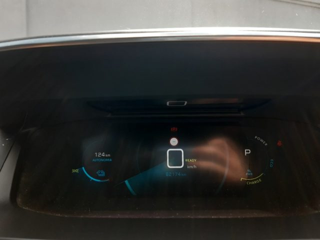 PEUGEOT 208 usata, con Autoradio