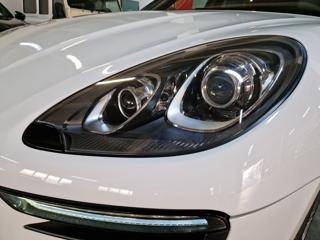PORSCHE Macan usata, con USB