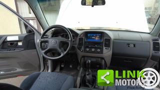 MITSUBISHI Pajero usata 17