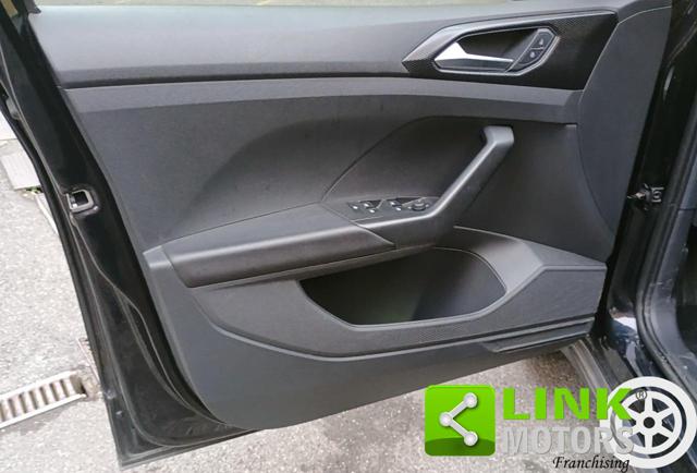 VOLKSWAGEN T-Cross usata 33