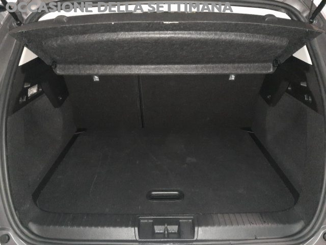 RENAULT Captur usata, con Autoradio