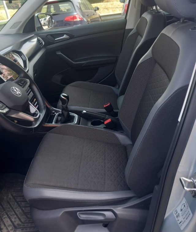 VOLKSWAGEN T-Cross usata, con Autoradio