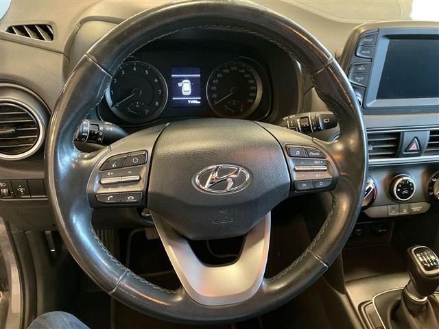 HYUNDAI Kona usata, con Touch screen