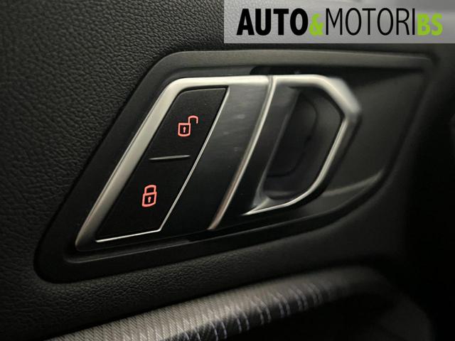 BMW 118 usata, con USB