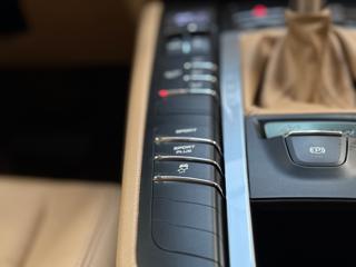 PORSCHE Macan usata, con Tettuccio apribile
