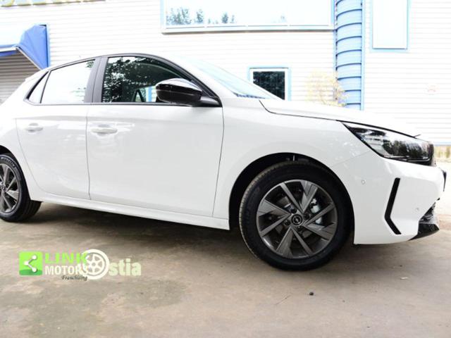 OPEL Corsa usata, con Park Distance Control