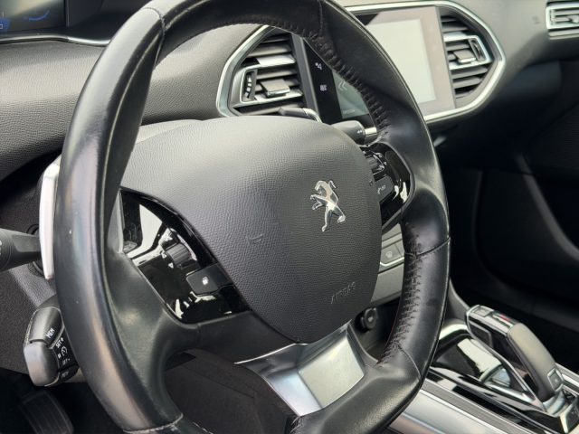 PEUGEOT 308 usata, con Servosterzo