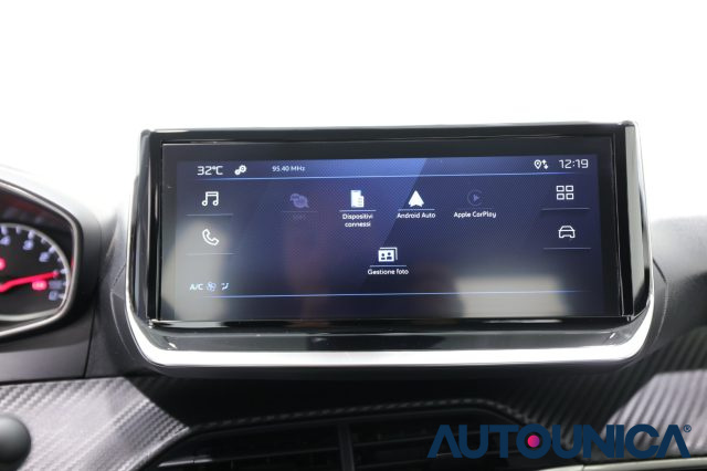PEUGEOT 208 usata, con Volante multifunzione