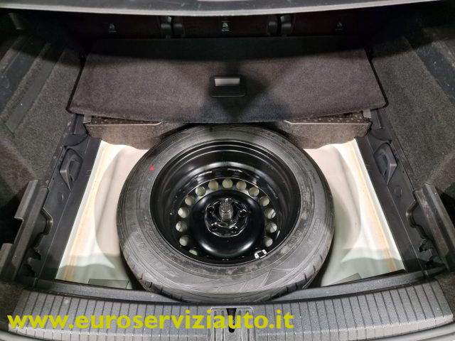 VOLKSWAGEN Touran usata 55
