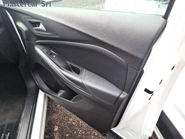 OPEL Grandland X usata, con Autoradio