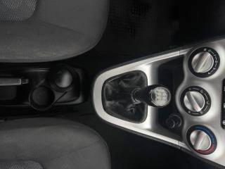 HYUNDAI i10 usata 12