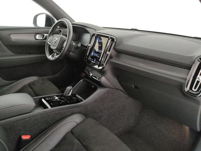 VOLVO XC40 usata, con Fari LED