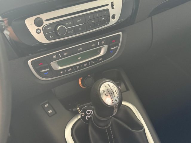 RENAULT Scenic usata, con Sistema di navigazione