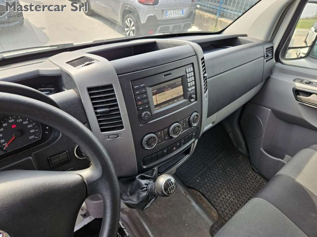 VOLKSWAGEN Crafter usata 12