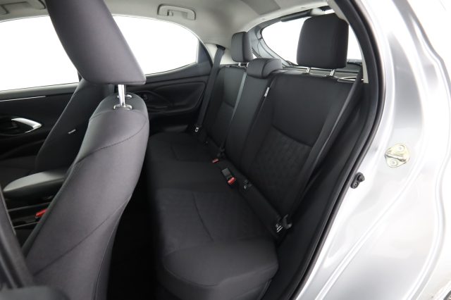 TOYOTA Yaris usata 3