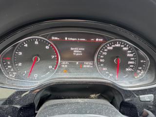 AUDI A8 usata, con Autoradio