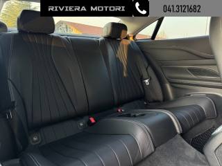 MERCEDES-BENZ E 220 usata, con Controllo trazione