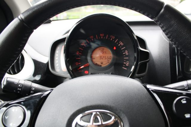 TOYOTA Aygo usata, con Interni in pelle