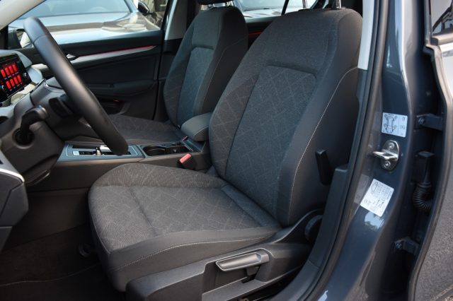 VOLKSWAGEN Golf usata, con Autoradio