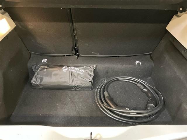 RENAULT ZOE usata 23