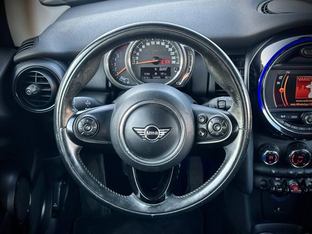 MINI One usata, con USB