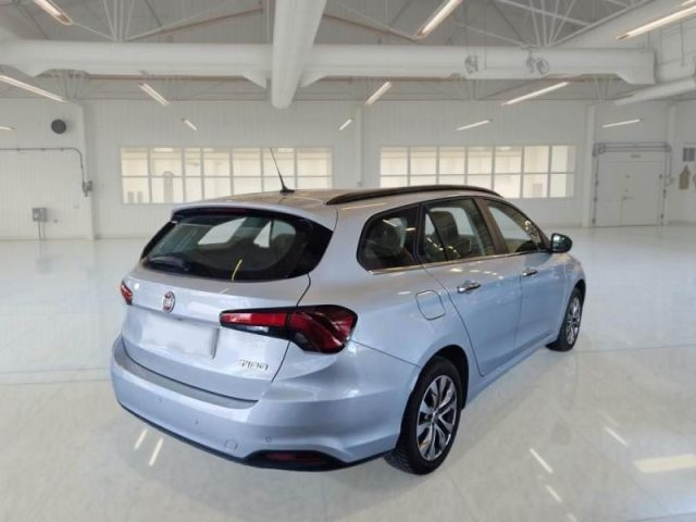 FIAT Tipo usata, con Airbag