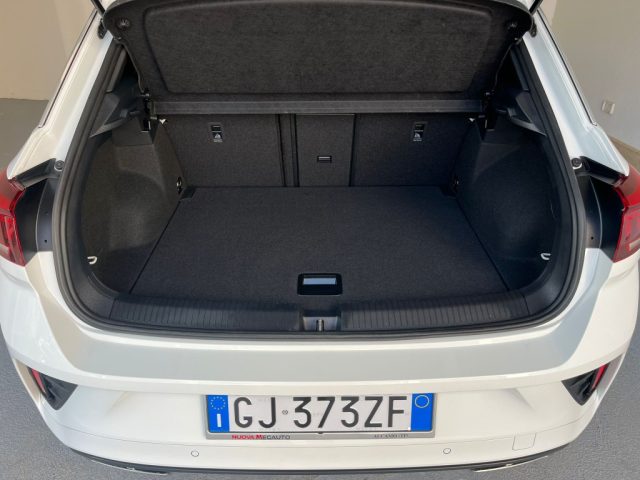 VOLKSWAGEN T-Roc usata, con Sensori di parcheggio posteriori