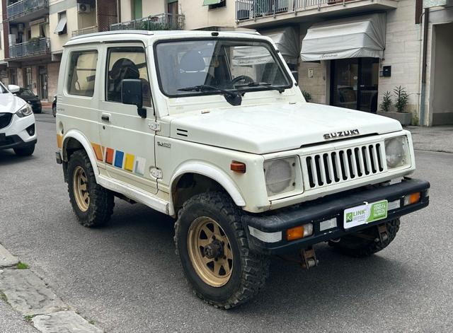 SUZUKI Samurai usata, con Kit fumatori