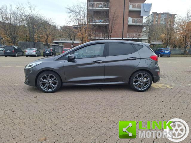 FORD Fiesta usata, con Autoradio