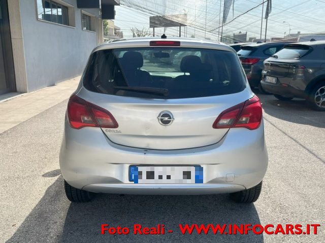 OPEL Corsa usata, con Autoradio