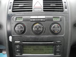 VOLKSWAGEN Touran usata, con Cerchi in lega