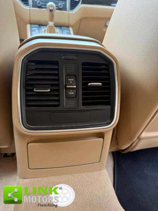 PORSCHE Macan usata, con Sensori di parcheggio posteriori